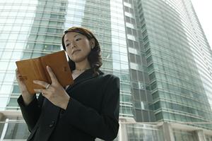 「債務整理の専門家が教える！札幌市で借金問題を解決する最短ルートとは？」